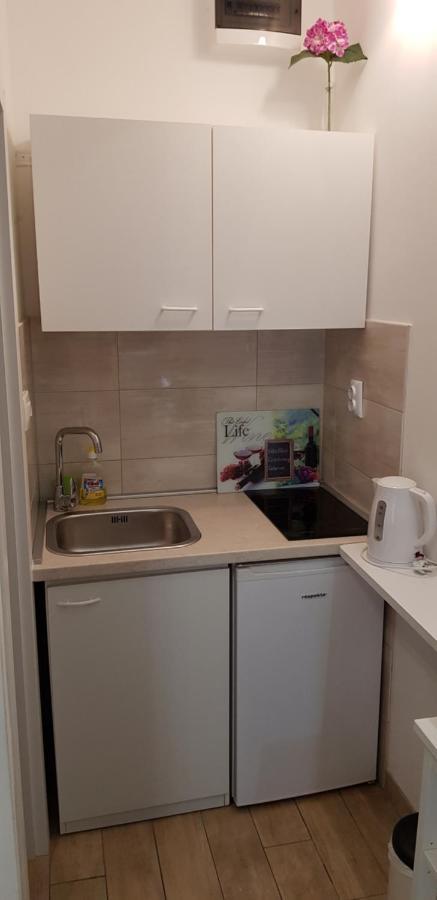 Studio Apartment Legcevic Каштела Екстер'єр фото