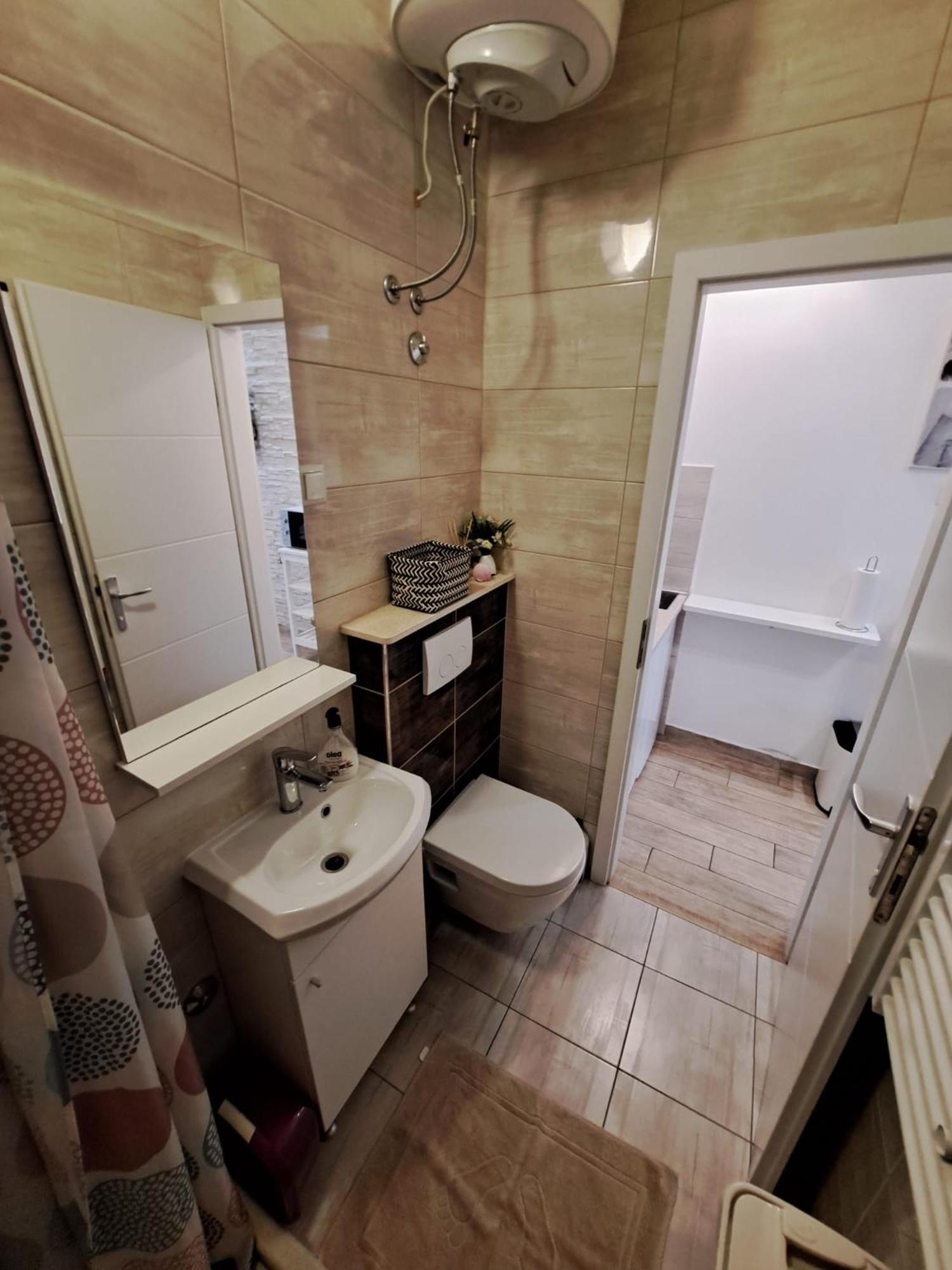 Studio Apartment Legcevic Каштела Екстер'єр фото