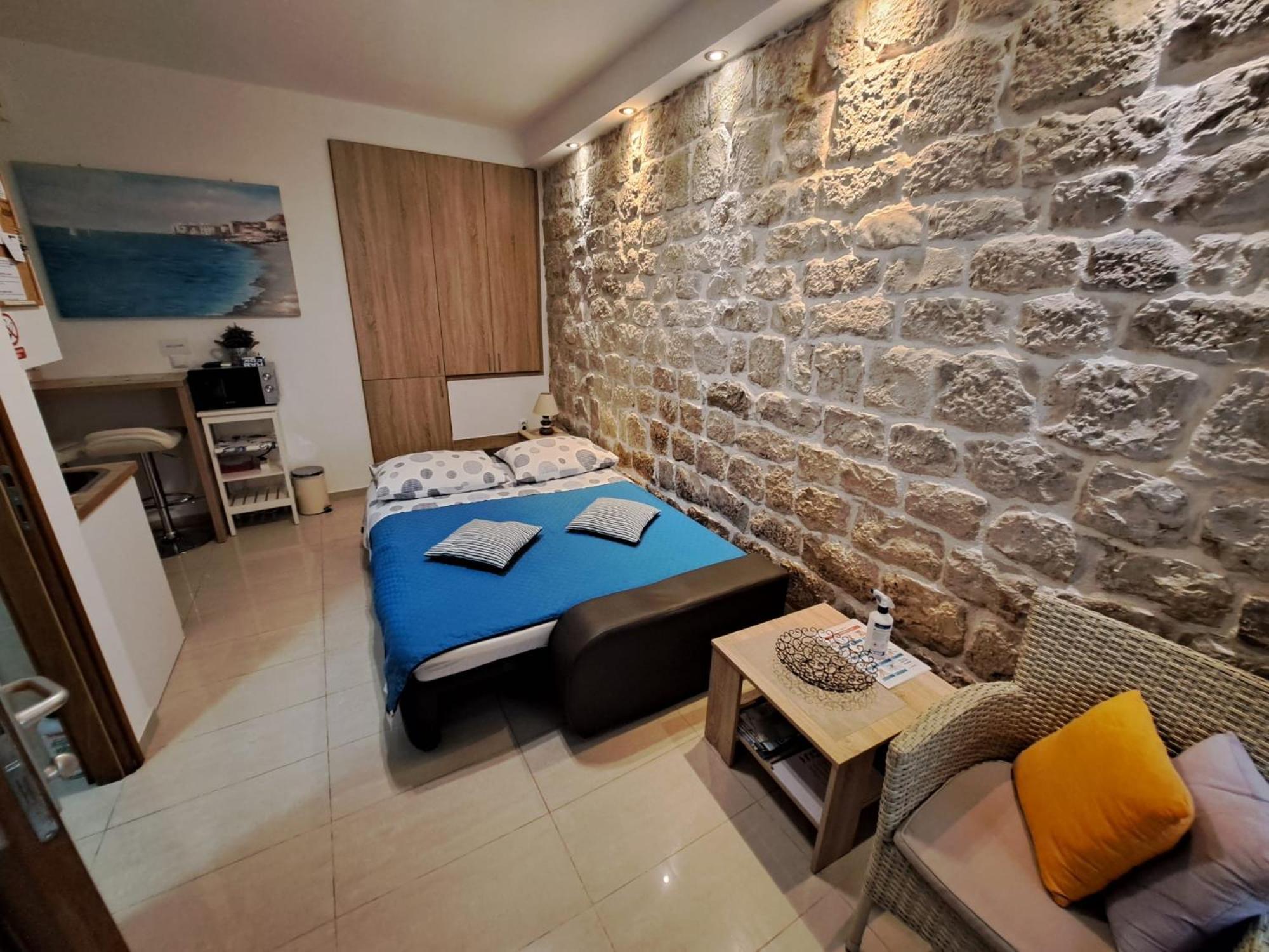 Studio Apartment Legcevic Каштела Екстер'єр фото