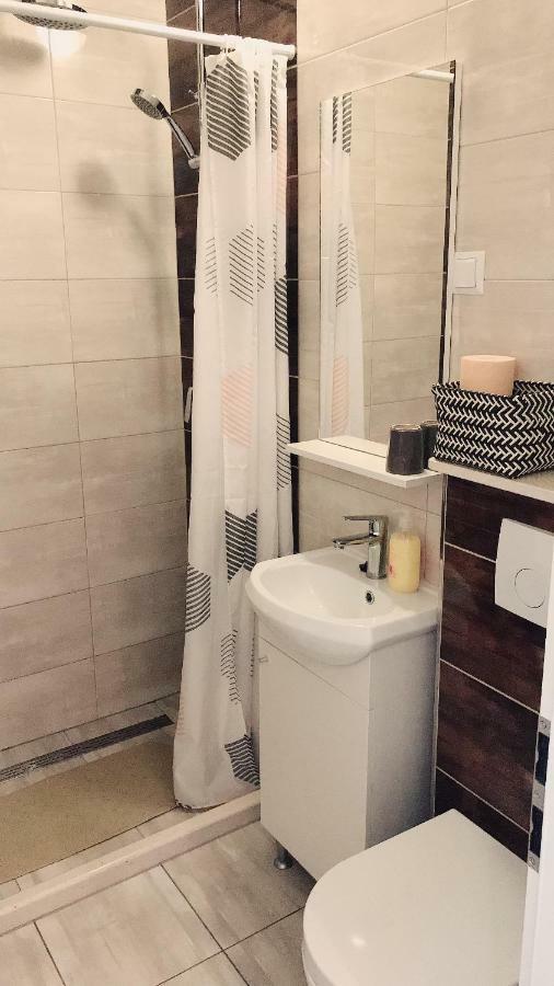 Studio Apartment Legcevic Каштела Екстер'єр фото