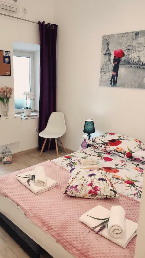 Studio Apartment Legcevic Каштела Екстер'єр фото